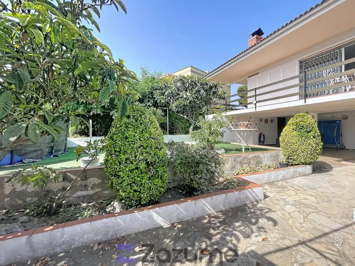 Garden of Houses for rent in Calafell  with Air Conditioner, Heating and Private garden