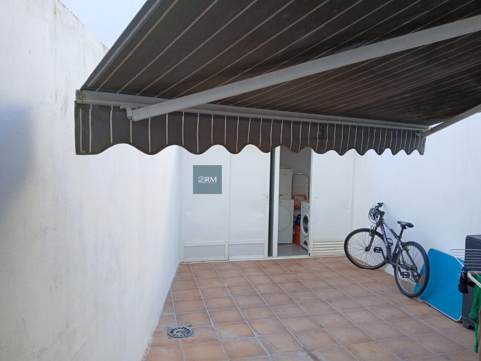 Planta baja en venta en V Centenario - Piletas - Capuchinos