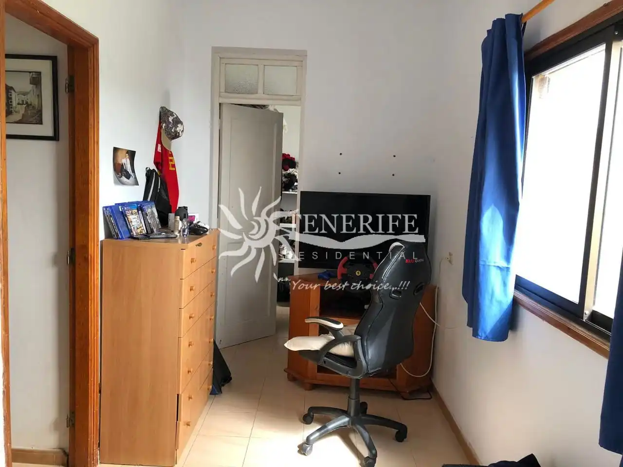 Habitación de Finca rústica en venta en Guía de Isora con Jardín privado, Trastero y Amueblado