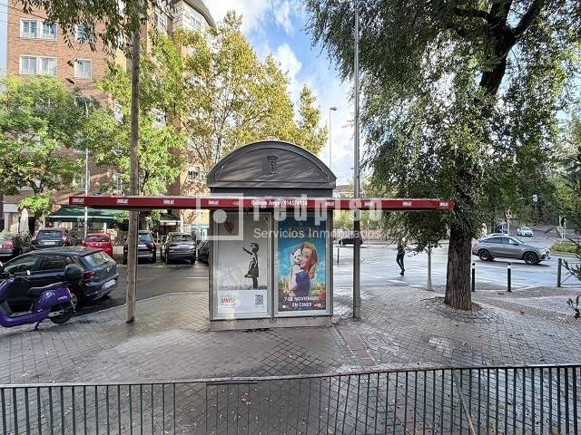 Local comercial en Venta en VÍCTOR DE LA SERNA en Hispanoamérica - Bernabéu