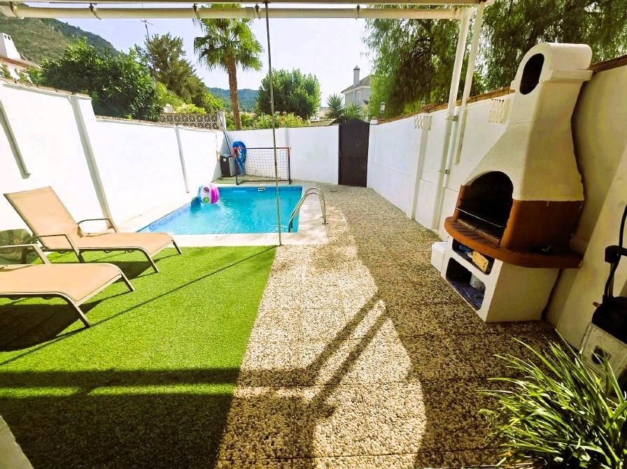 Swimming pool of Single-family semi-detached for sale in Alhaurín de la Torre  with Heating, Terrace and Swimming Pool