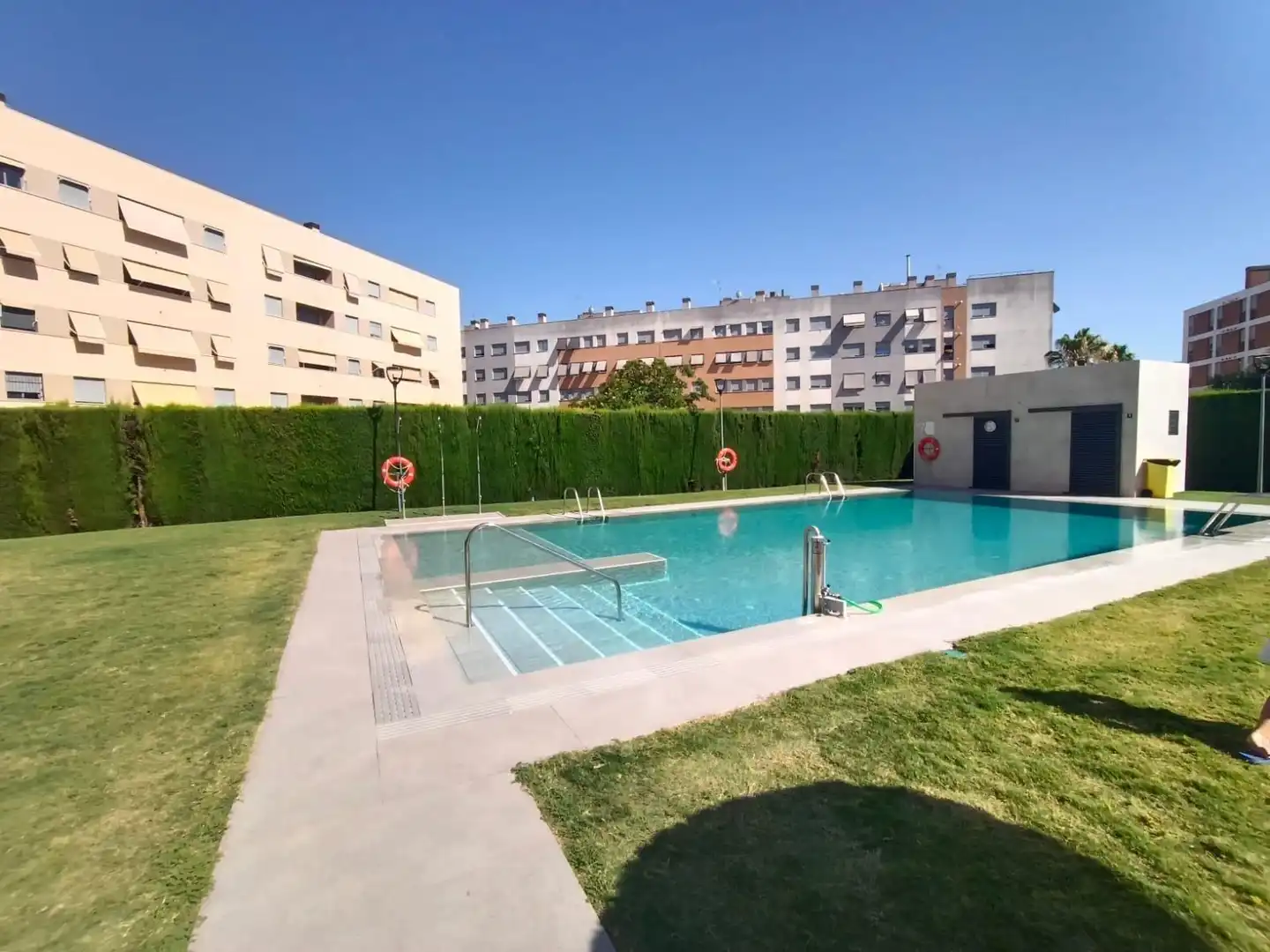 Swimming pool of Flat for rent in Córdoba  with Air Conditioner, Heating and Parquet flooring