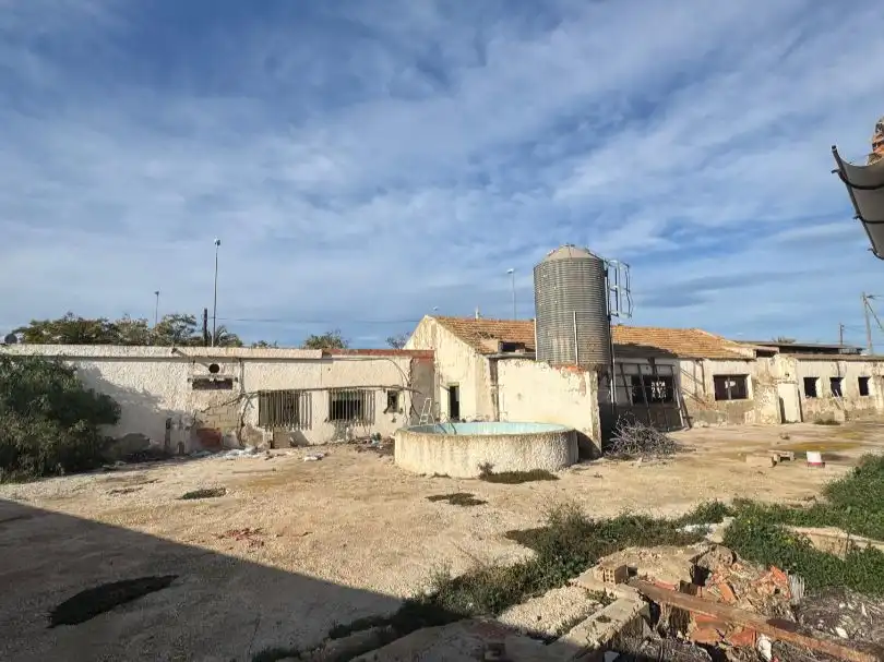 Industriegebäude zum Verkauf in Partida Torregroses Polig C 47, imagen 6