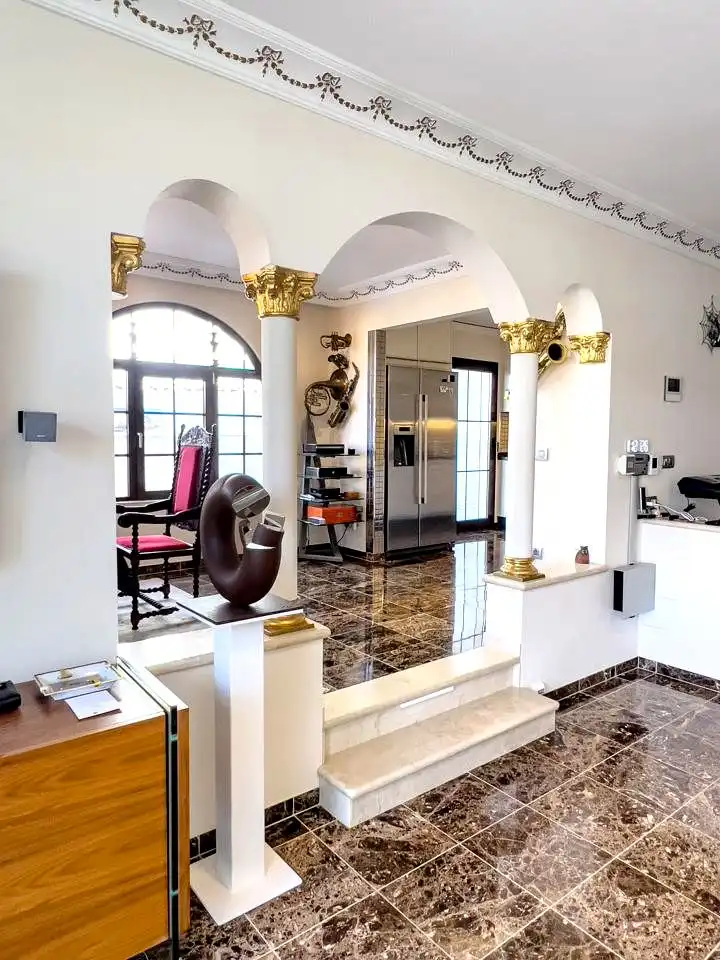 Casa amb piscina en venda a Santiago Puig, imagen 7