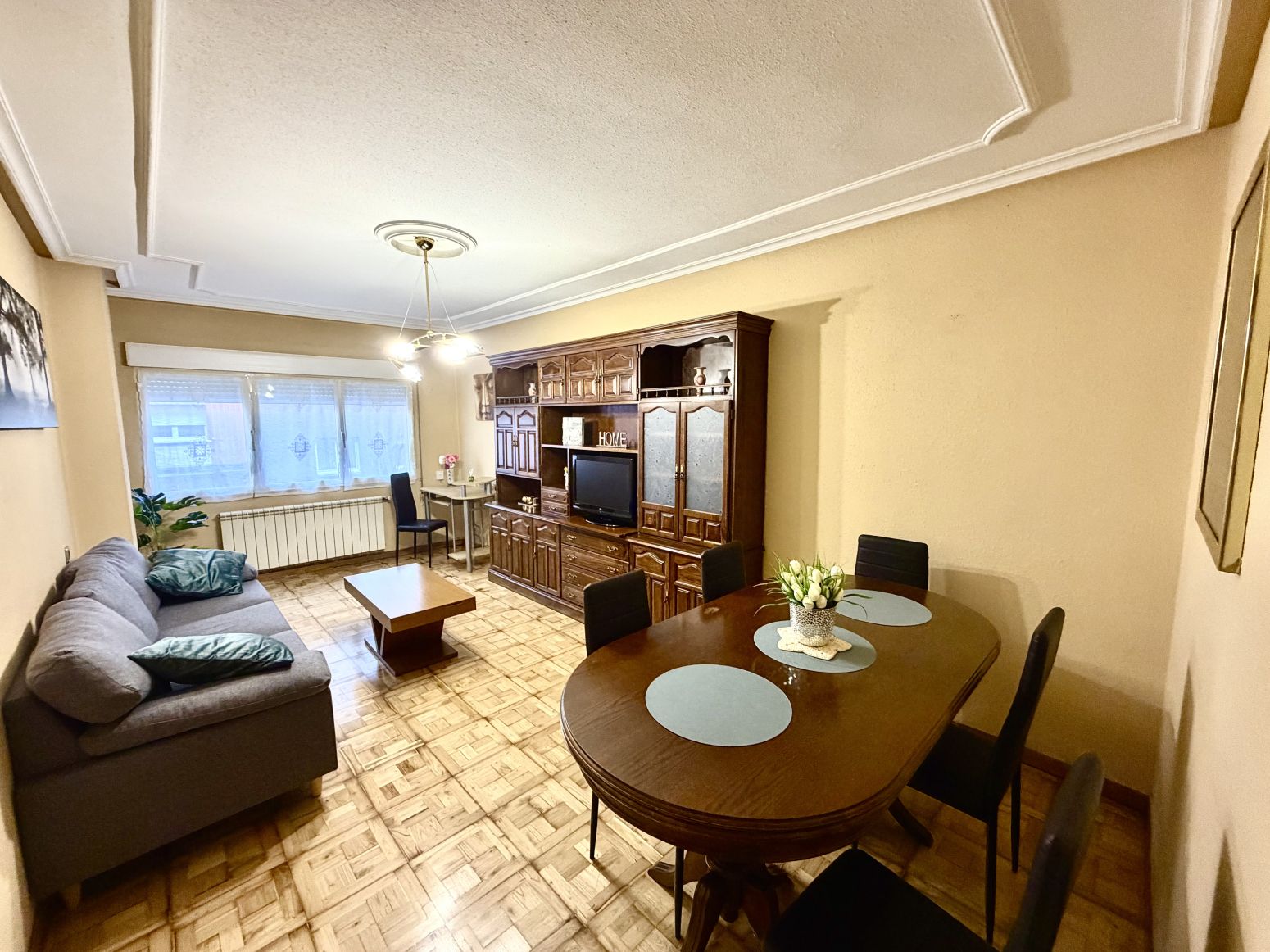 Living room of Flat for sale in Gijón   with Heating, Parquet flooring and Terrace