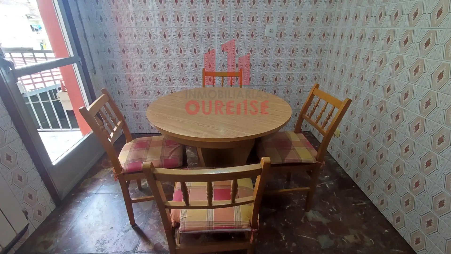 Comedor de Piso de alquiler en Ourense Capital  con Calefacción, Amueblado y Balcón