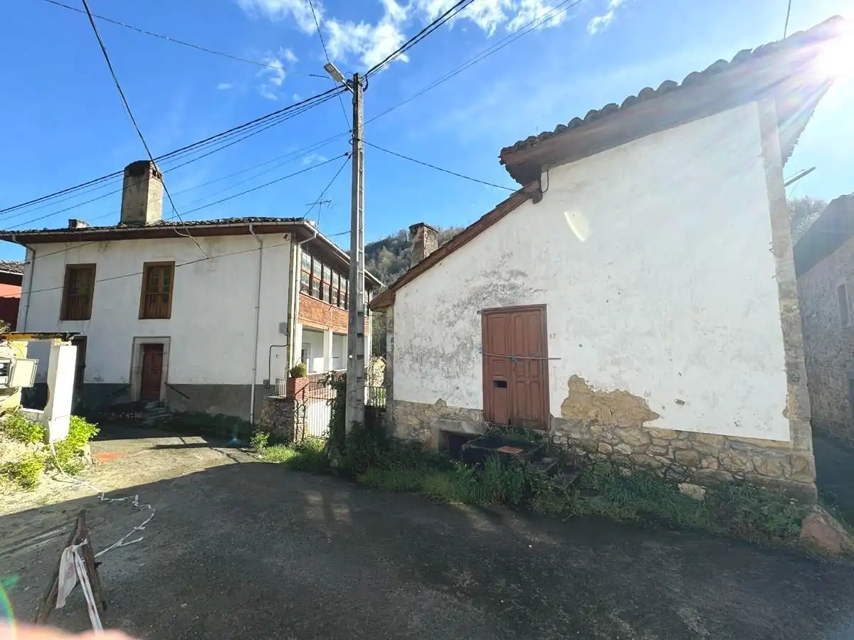 House with garden for sale in Cangas de Onís, imagen 4