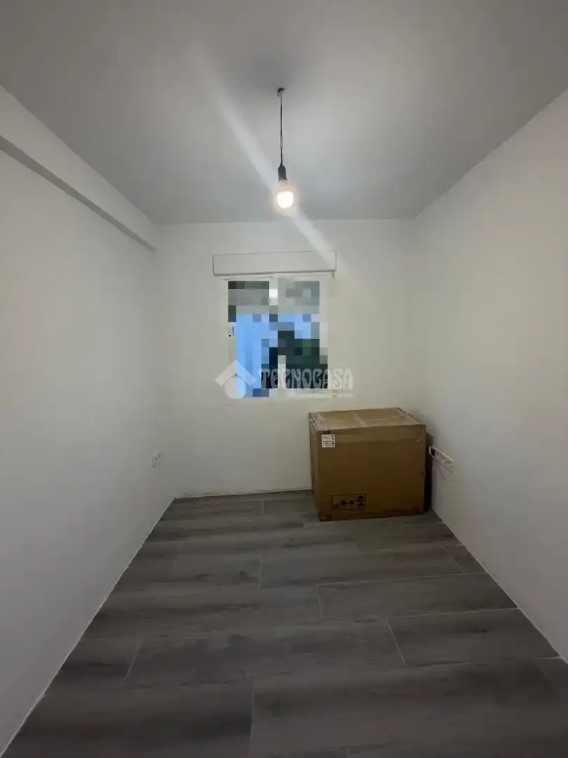 Flat for sale in Calle la Luisiana, imagen 13