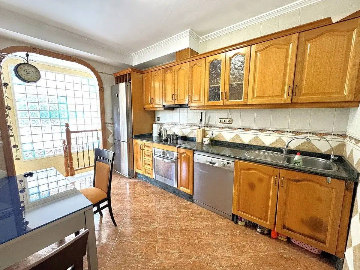 Adosado con piscina en venta en Los Balcones - Los Altos, imagen 8
