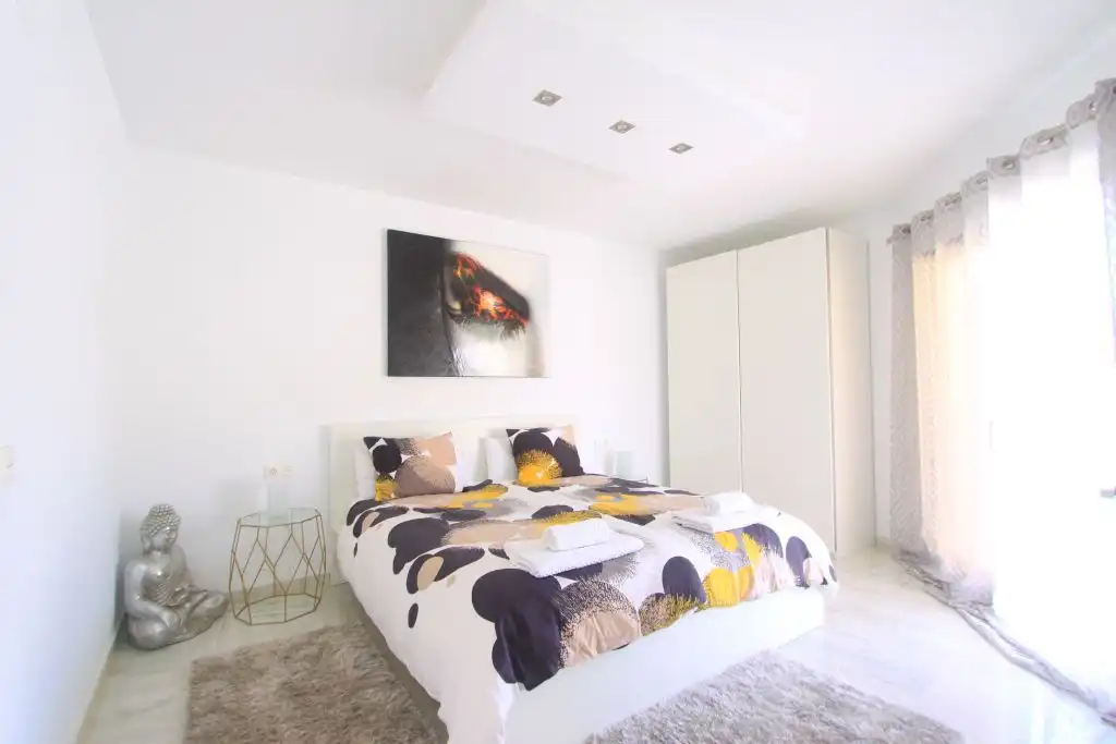 Habitación de Ático en venta en Marbella con Aire acondicionado, Calefacción y Terraza