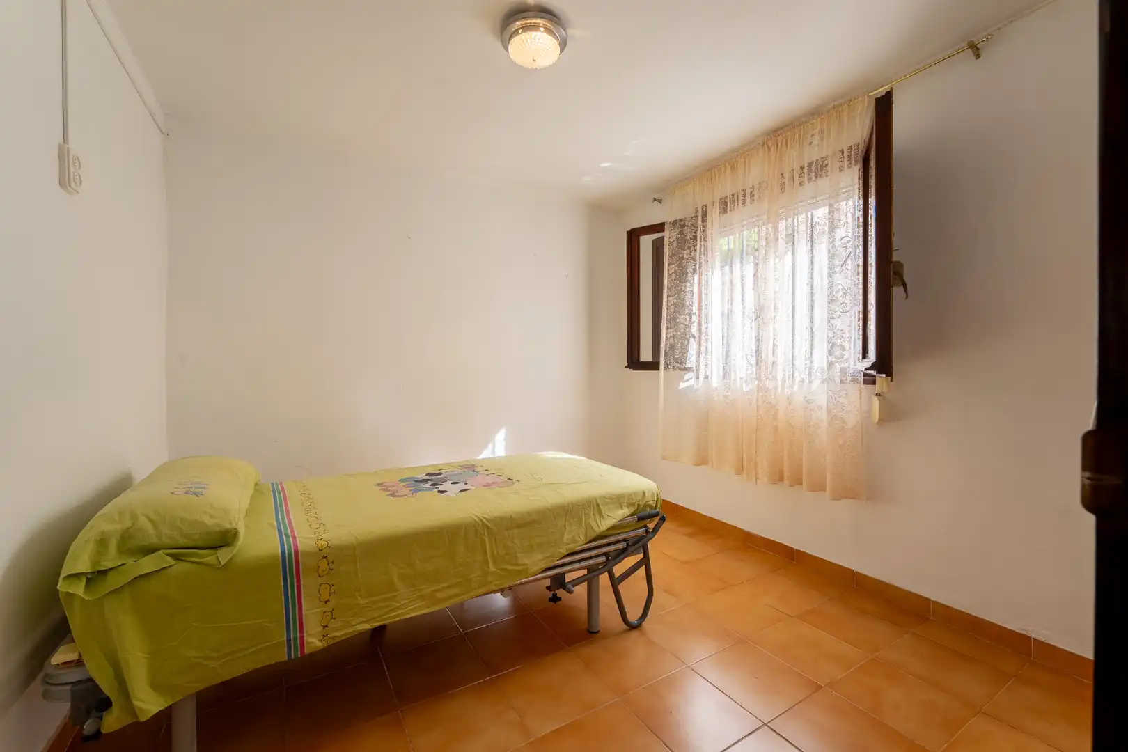 Bedroom of Houses for sale in Girona  with Air Conditioner, Heating and Terrace