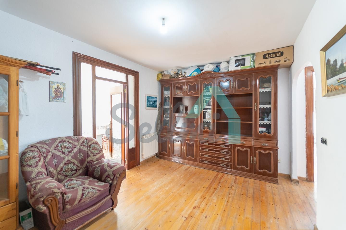 Sala d'estar de Pis en venda en Soto del Barco amb Calefacció, Parquet i Balcó