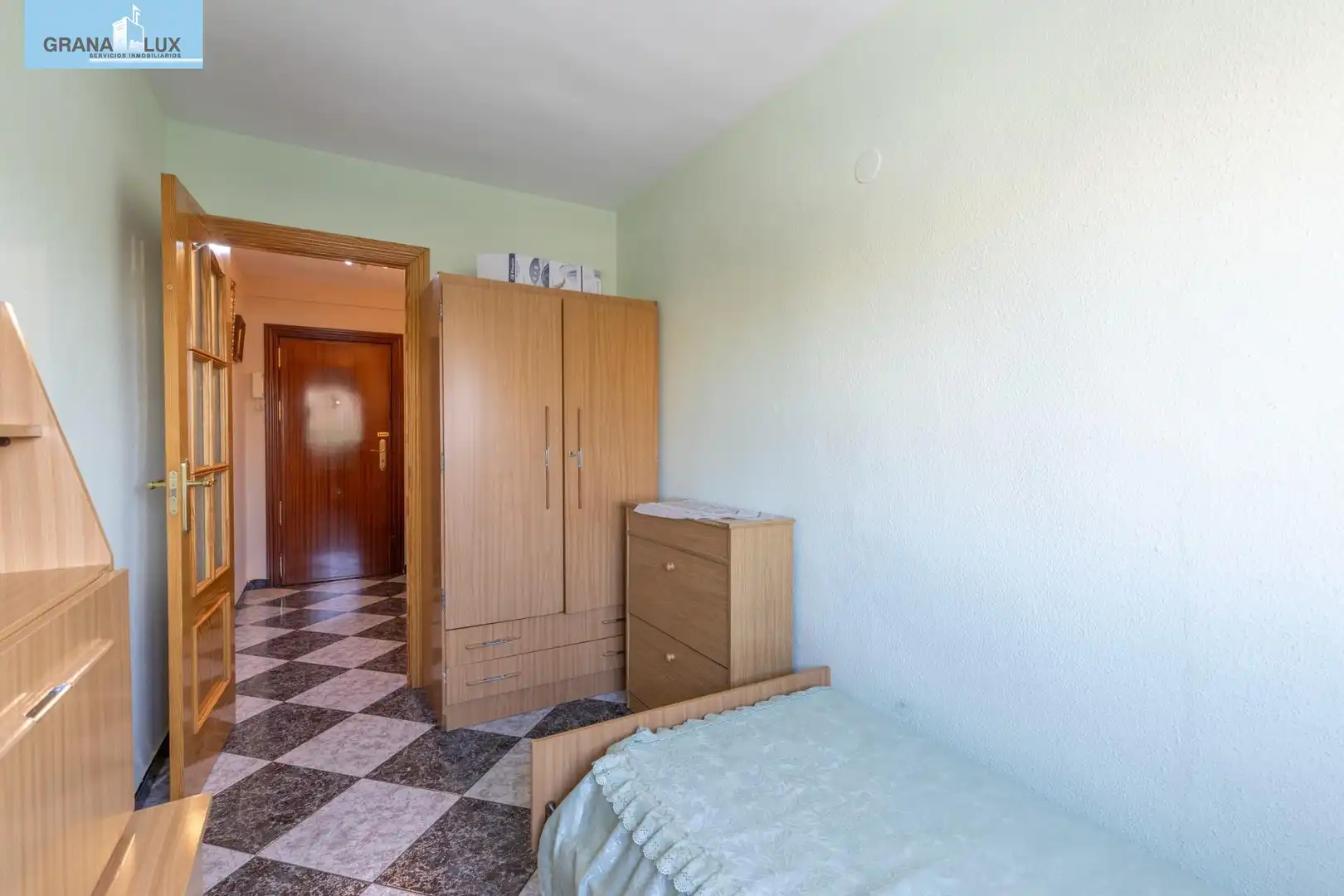 Flat with terrace for sale in Calle Palencia, imagen 13