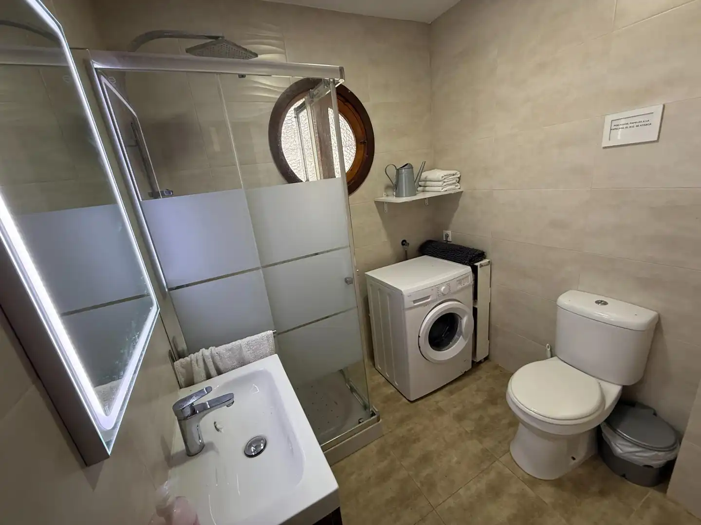 Bathroom of Houses for sale in Chiclana de la Frontera  with Community pool