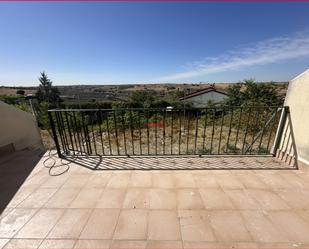 Terrace of Single-family semi-detached for sale in La Torre de Esteban Hambrán  with Heating and Terrace