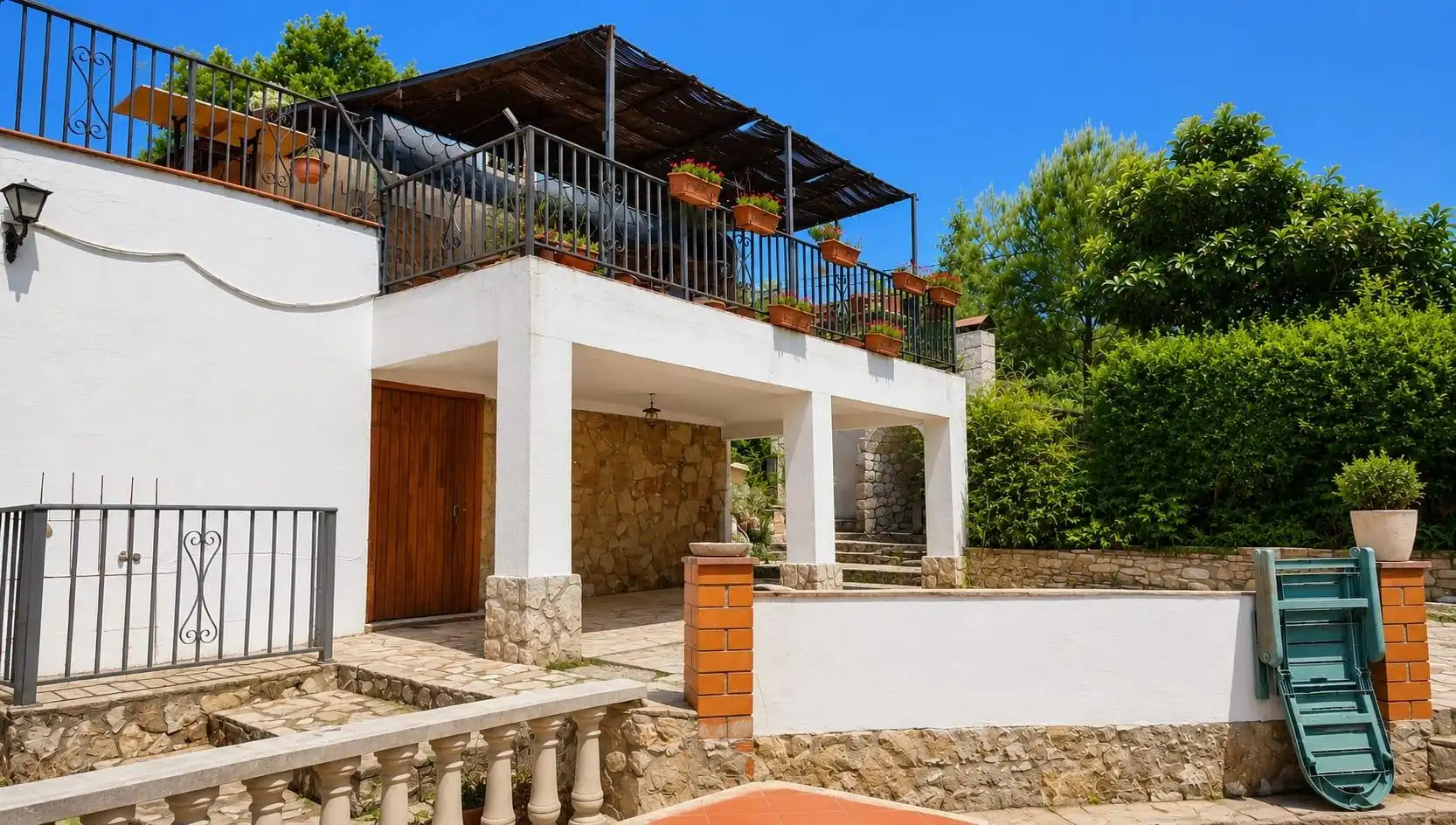 Exterior view of Houses for sale in Mediona  with Heating, Private garden and Terrace