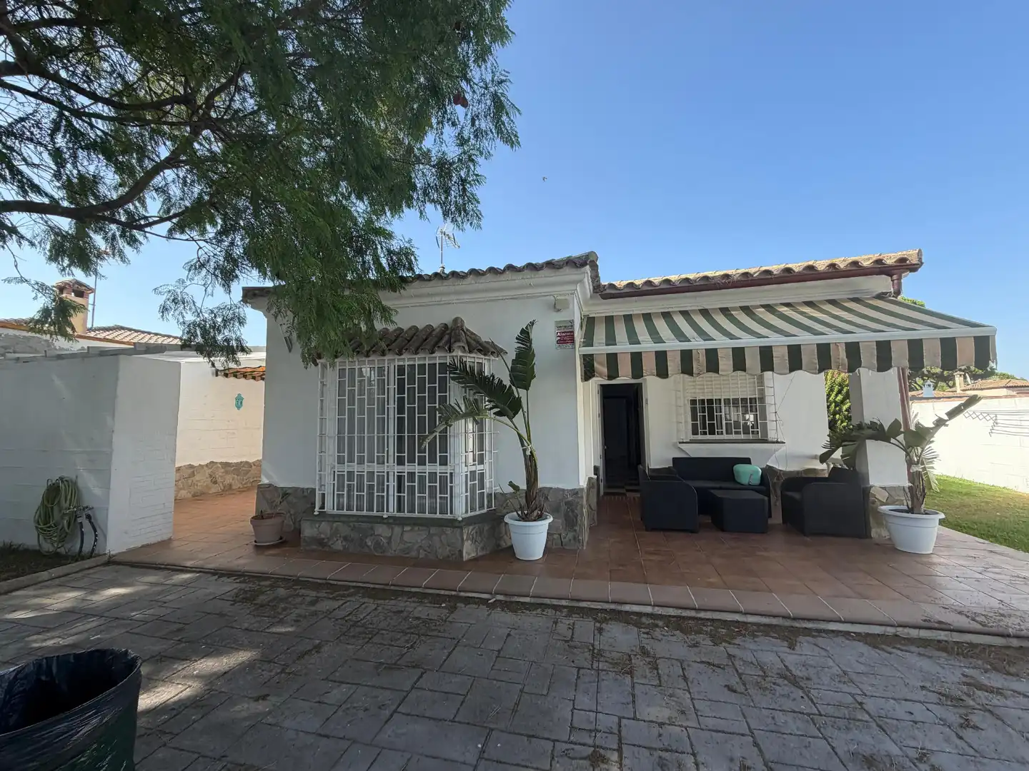Xalet amb terrassa en venda a Las Lagunas - Campano
