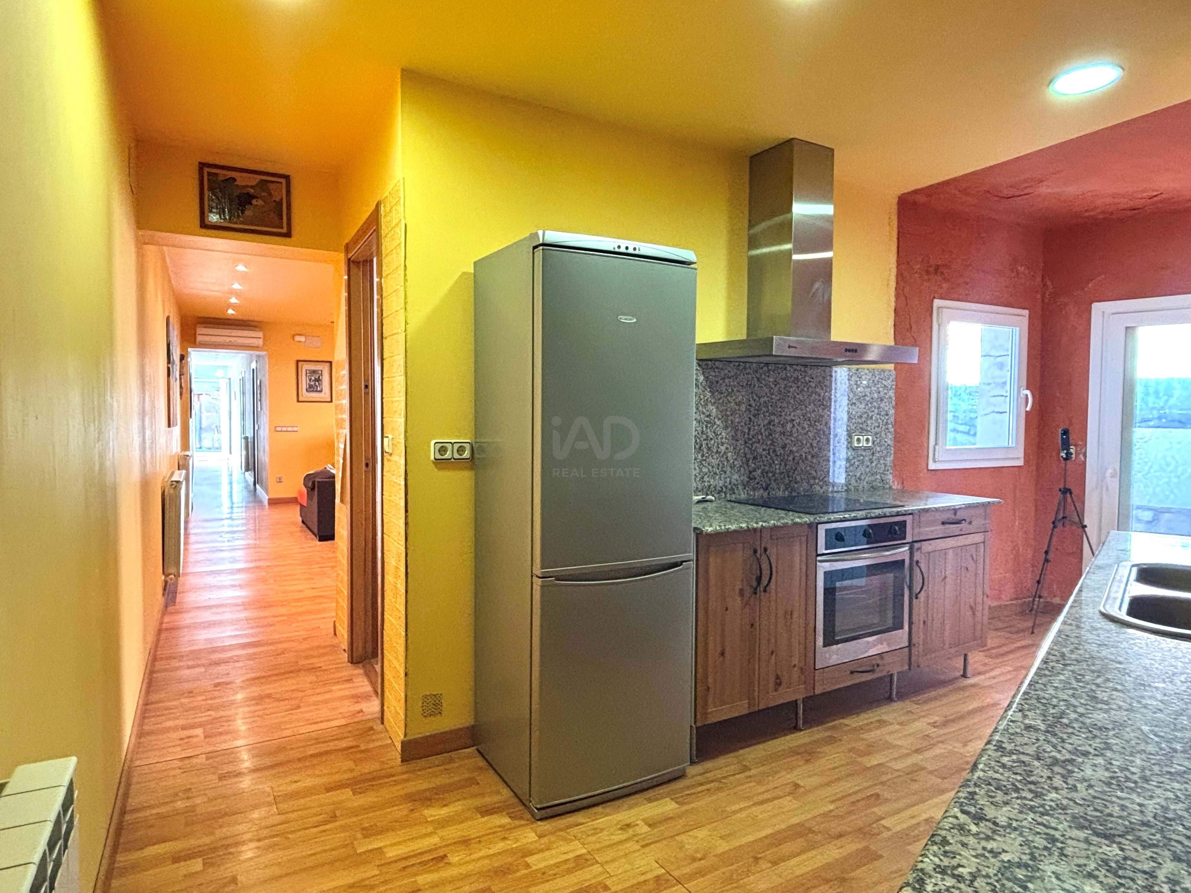 Cuina de Casa o xalet en venda en Castellserà amb Calefacció i Terrassa