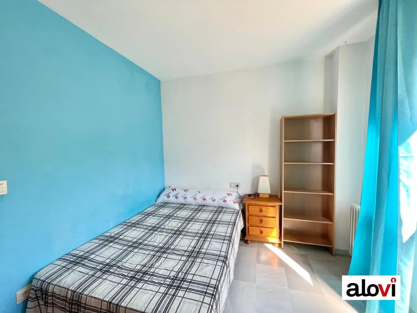 Schlafzimmer von Wohnung zur untervermieten in Granada mit Möbliert