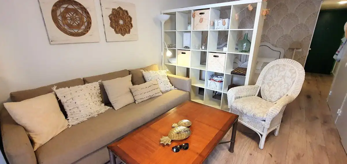 Sala de estar de Apartamento en venta en Sotogrande con Aire acondicionado, Calefacción y Terraza
