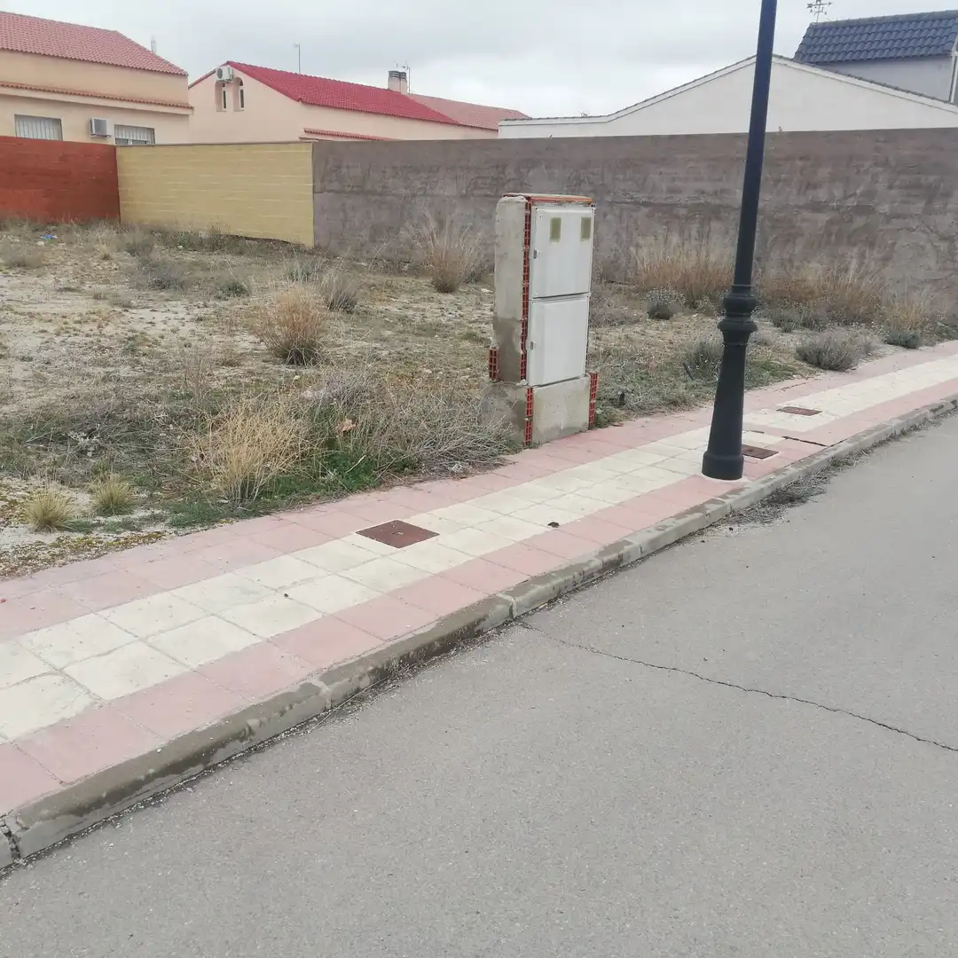 Terreny residencial en venda a Orgaz