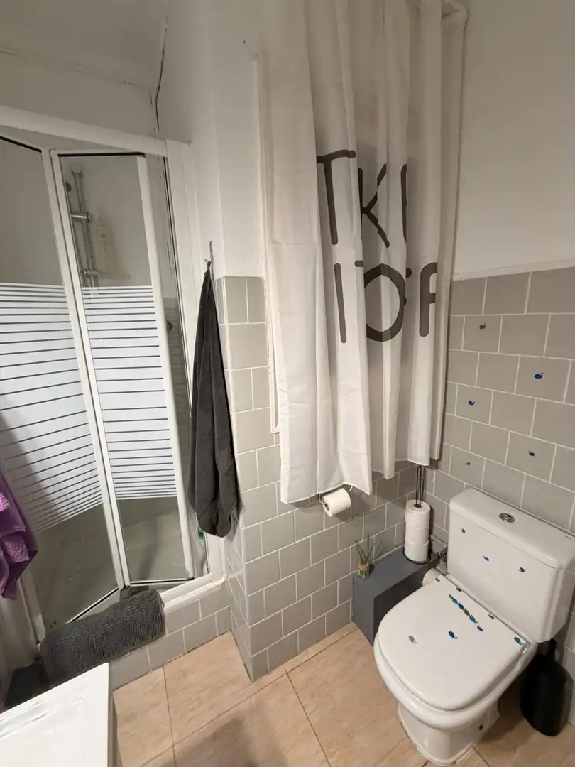 Badezimmer von Wohnung zum Verkauf in Barcelona