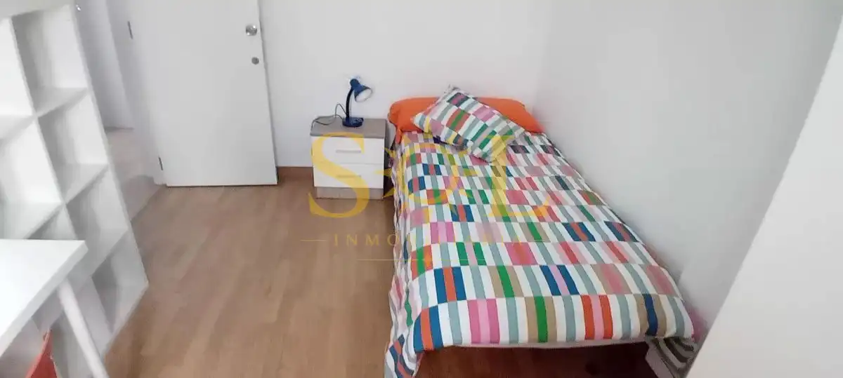 Schlafzimmer von Wohnung zur Miete in León Capital  mit Heizung, Terrasse und Möbliert