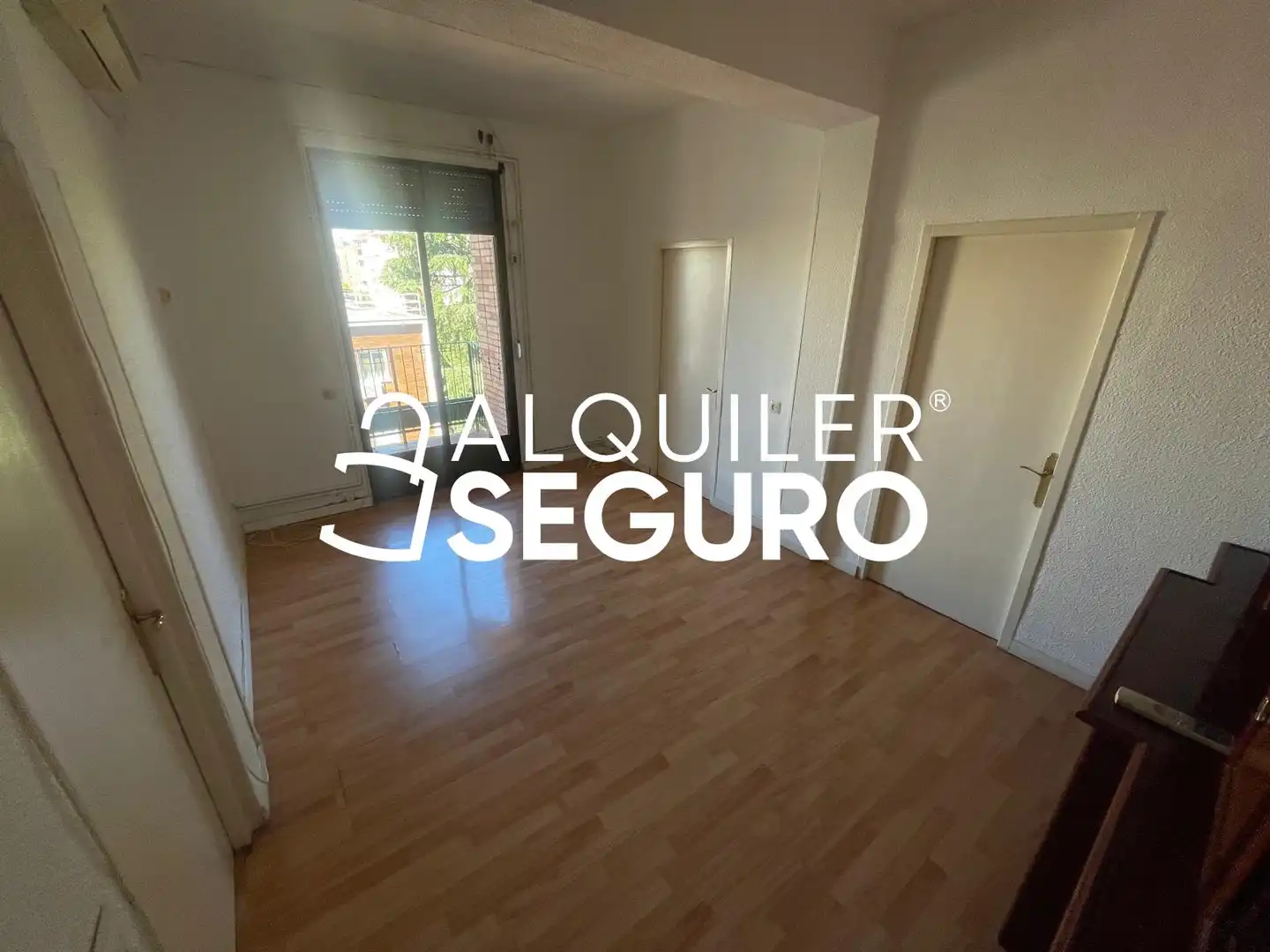 Bedroom of Flat for rent in Madrid  with Air Conditioner, Heating and Terrace