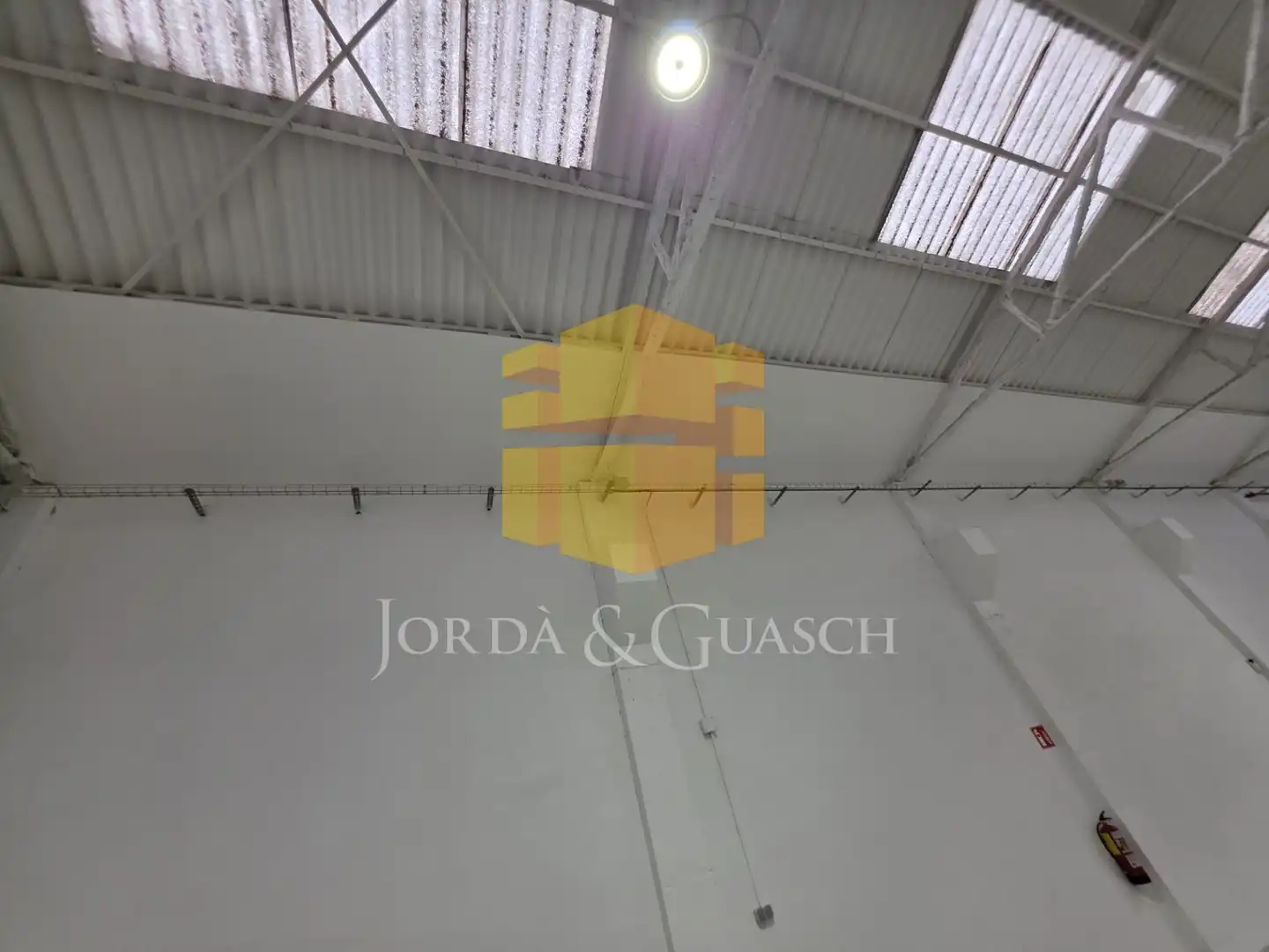 Nau industrial de lloguer a Carrer Hostal del Pi 7, imagen 4