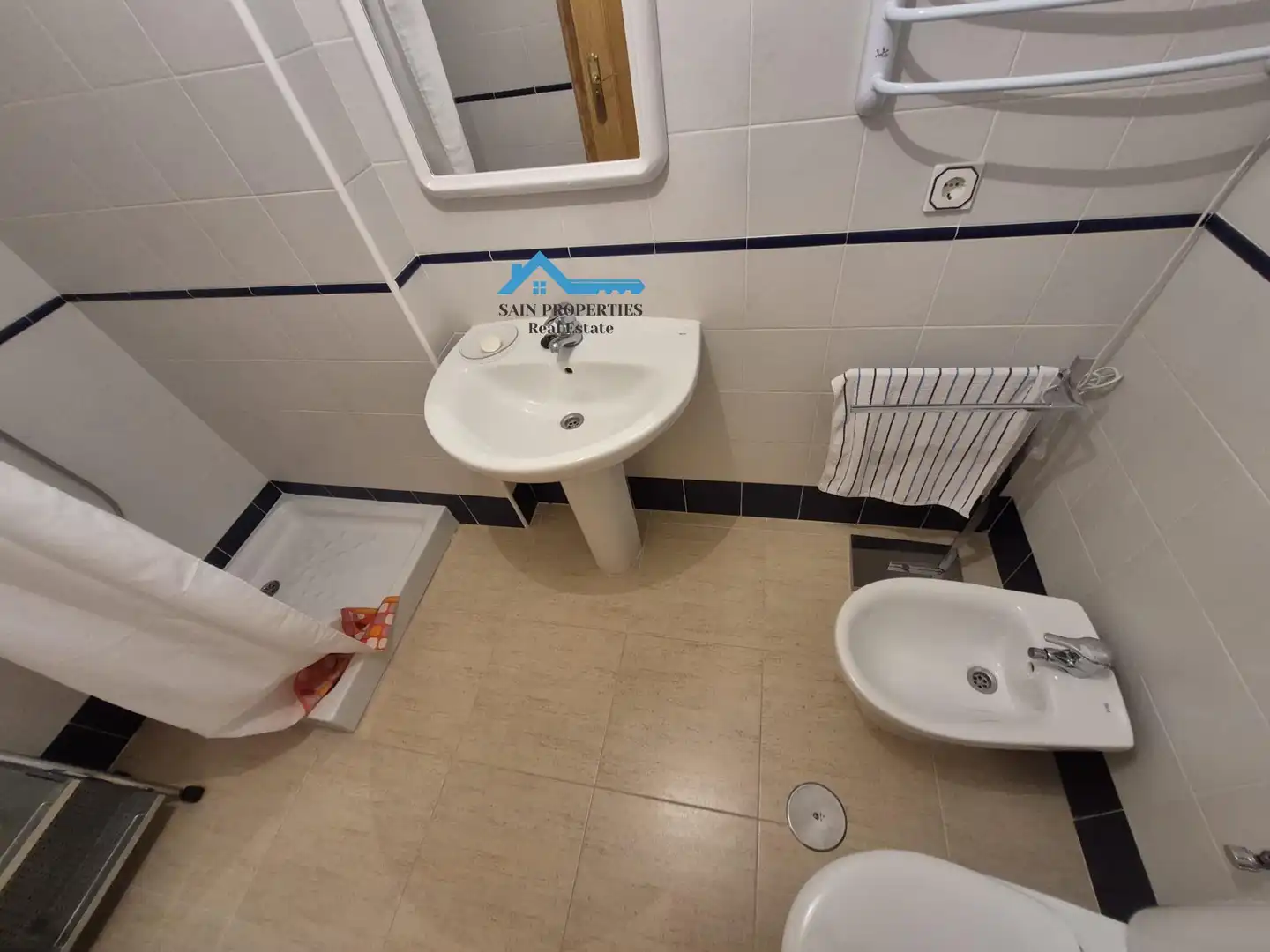 Bathroom of Flat for sale in Polop  with Air Conditioner, Heating and Terrace