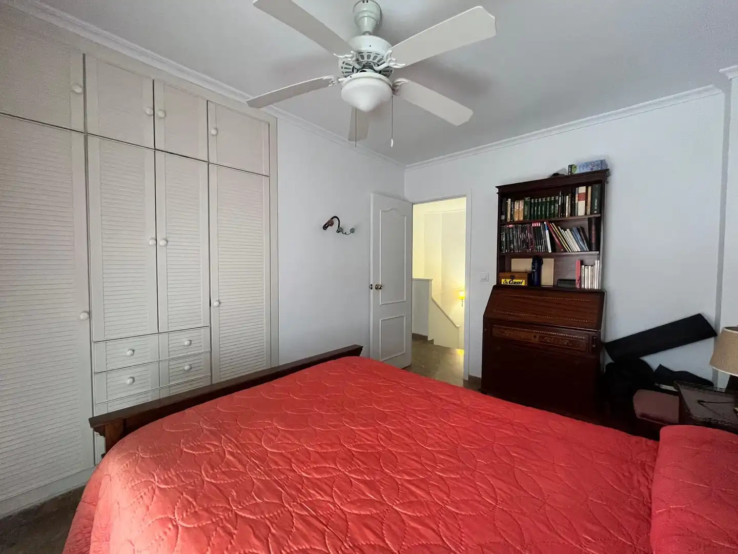 Bedroom of Houses for sale in Sevilla  with Air Conditioner, Heating and Private garden