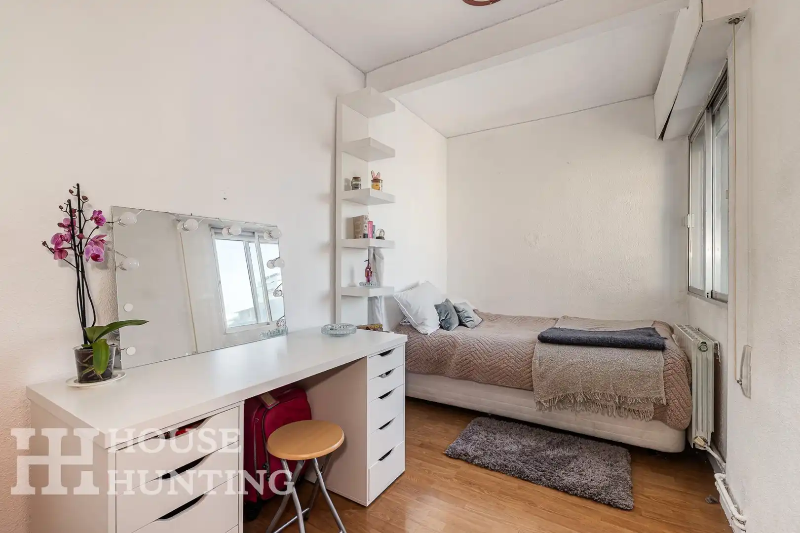 Habitación de Piso en venta en Madrid con Calefacción