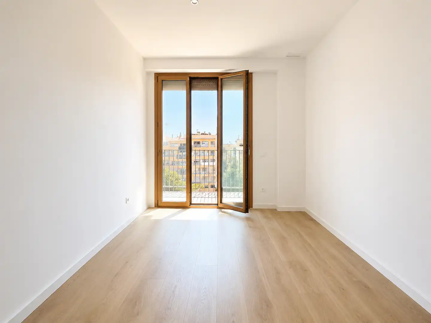 Bedroom of Flat for sale in Barcelona  with Balcony