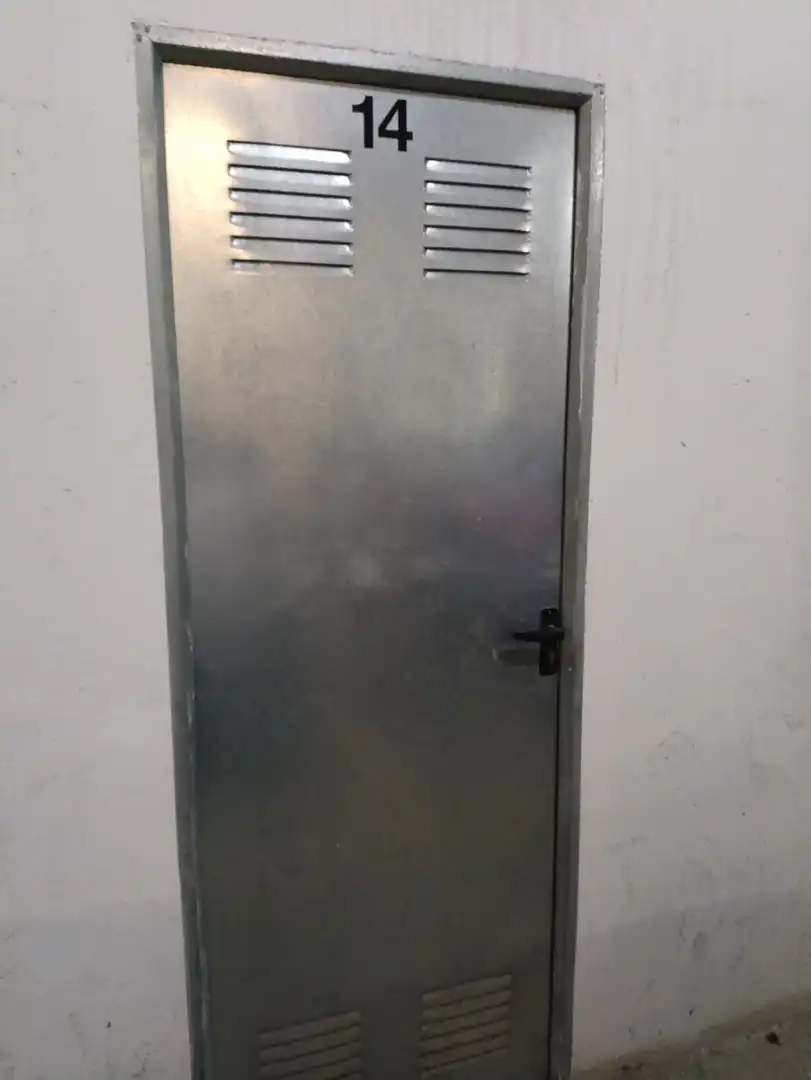 Wohnung zum Verkauf in Campo mit Heizung und Abstellraum