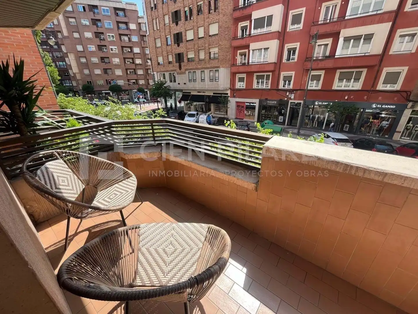Room in C/ SAN ANTON, Gran Via