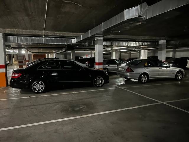 Garaje en Venta en Calle Estrella Canopus, 23 en Pino Montano - Consolación