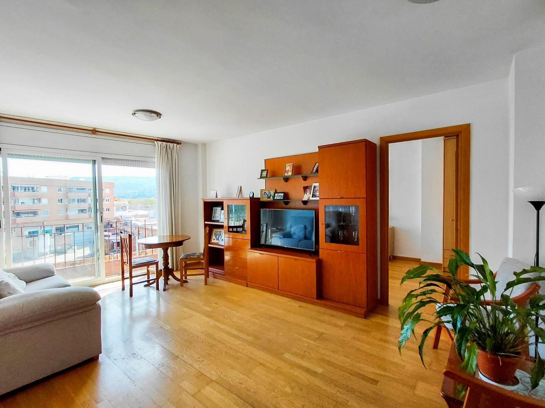 Living room of Flat for sale in Sant Sadurní d'Anoia  with Air Conditioner and Storage room