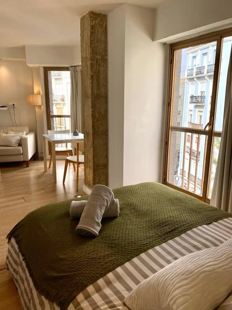 Bedroom of Apartments for sale in Valencia  with Air Conditioner, Heating and Furnished