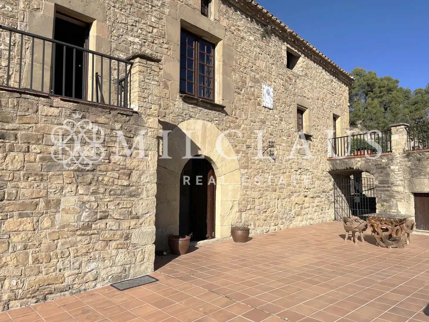 Vista exterior de Finca rústica en venda en Talamanca amb Aire condicionat, Calefacció i Jardí privat