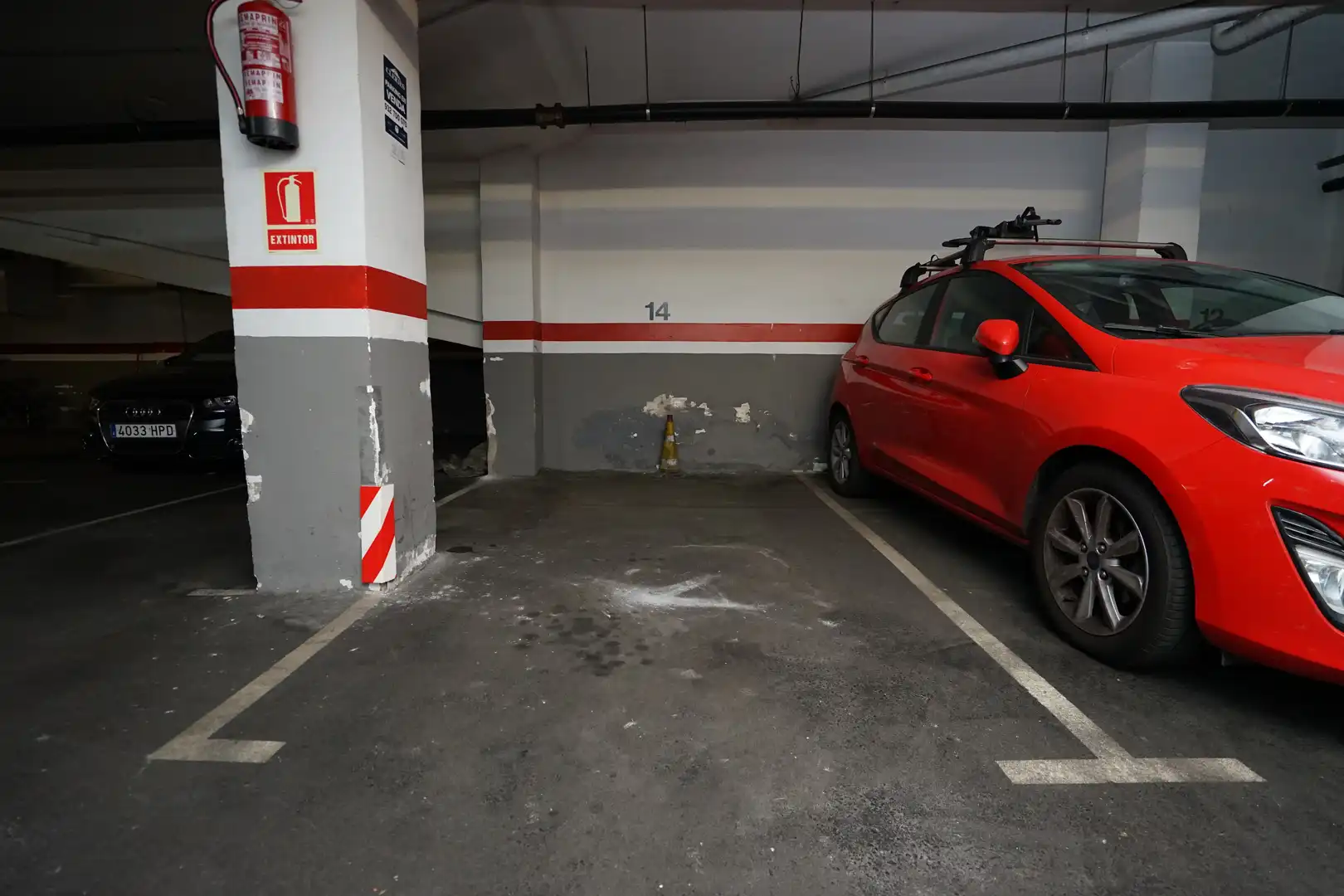 Garage zum Verkauf in Carrer de València, L'Antiga Esquerra de l'Eixample