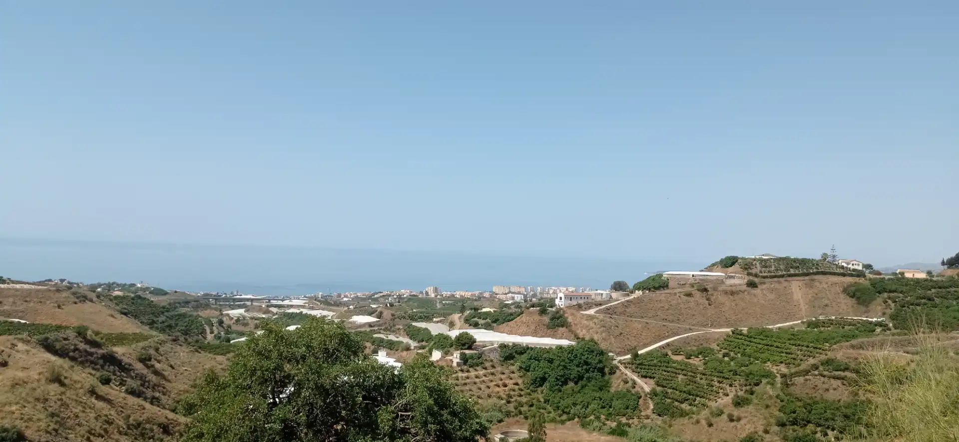 Vista exterior de Terreny en venda en Vélez-Málaga
