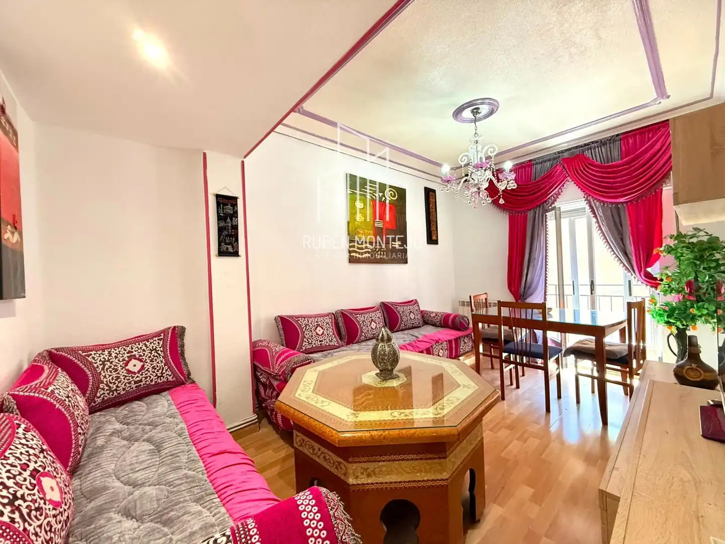 Sala de estar de Piso de alquiler en Salamanca con Calefacción, Parquet y Terraza
