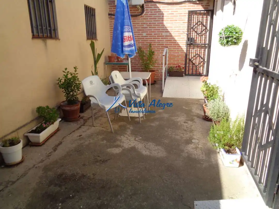 Terraza de Edificio en venta en Cuzcurrita de Río Tirón