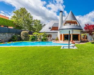 Jardí de Casa o xalet en venda en  Madrid Capital amb Aire condicionat, Calefacció i Jardí privat