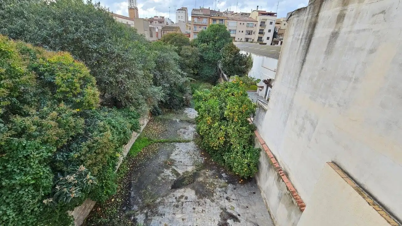 Gebäude zum Verkauf in Figueres