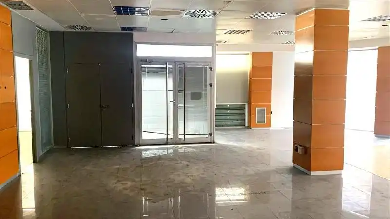 Local comercial en alquiler en Zona Papa Luna - Platja del Gurugú, imagen 6