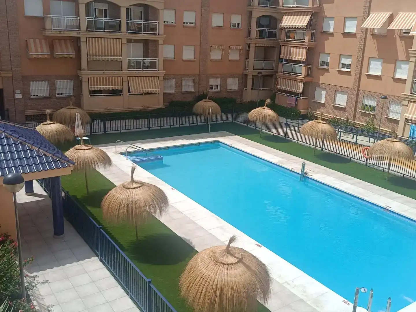 Schwimmbecken von Wohnung zur Miete in Torrox mit Klimaanlage, Schwimmbad und Balkon