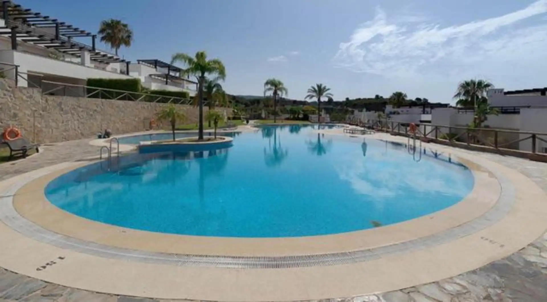 Piscina de Àtic en venda en Marbella amb Aire condicionat, Terrassa i Piscina