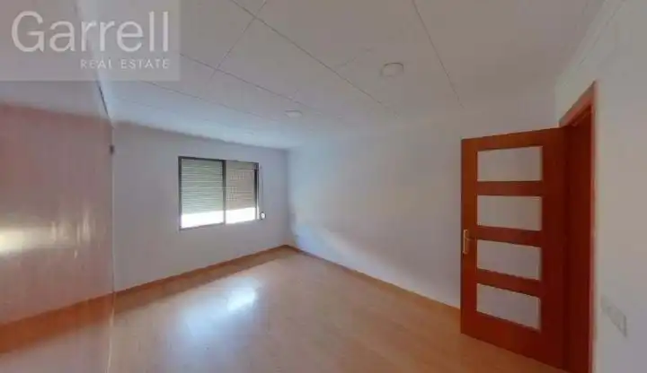 Flat for sale in CL MIGUEL DE CERVANTES 
 Es: Pl: Pt:J
 MOLLET DEL VALLES (BARCELONA), imagen 2