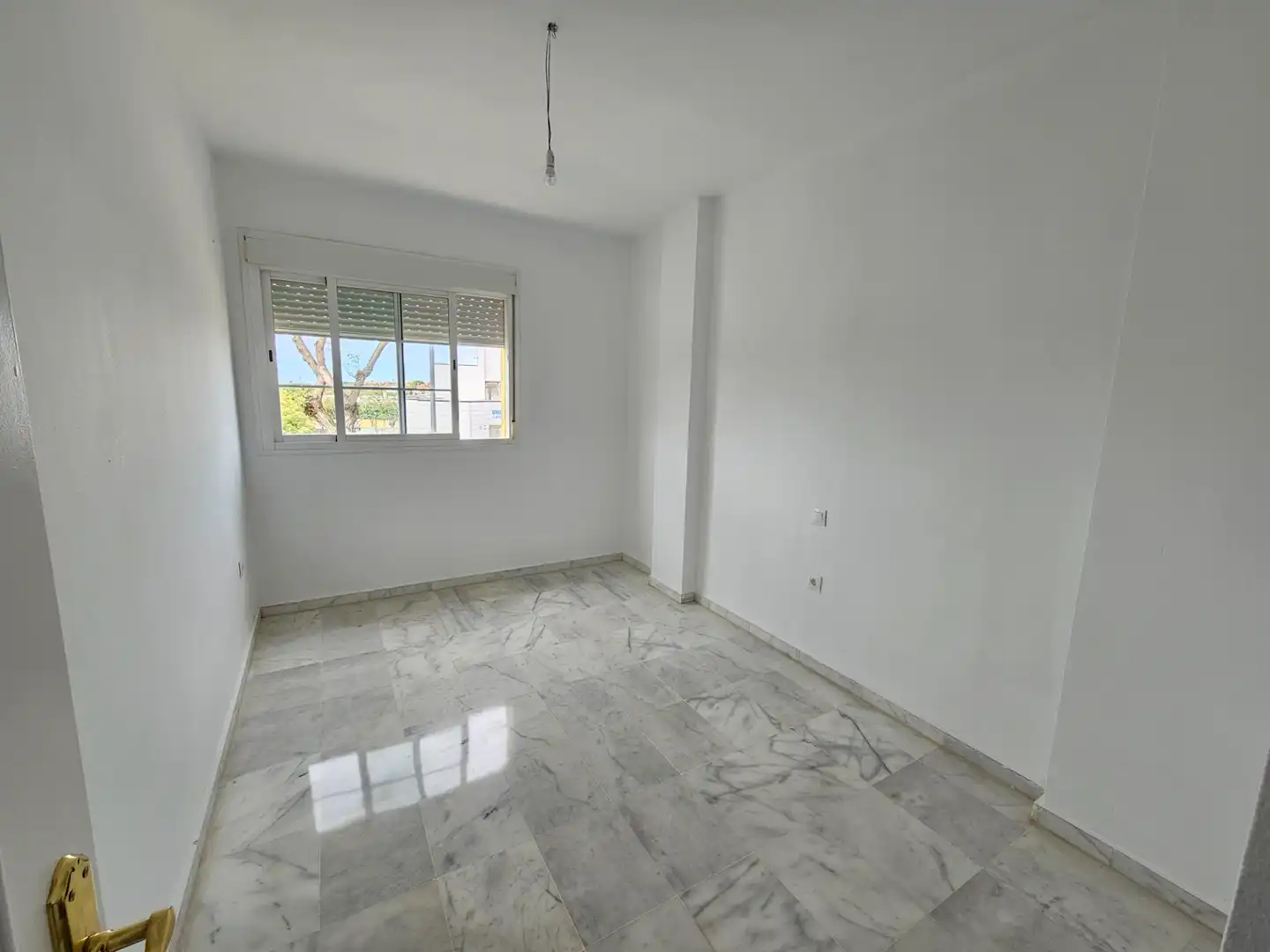 Dormitori de Casa adosada en venda en Espartinas amb Balcó